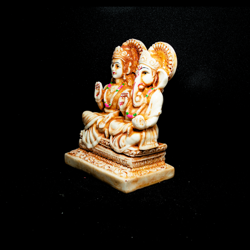 Lakshmi Ganesha Idol Handmade Sculpture